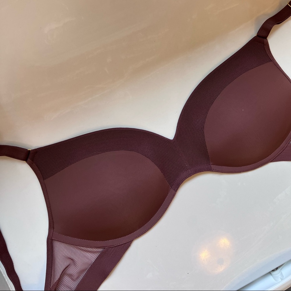 Lively All Day Deep V No wire Bra 32DDD